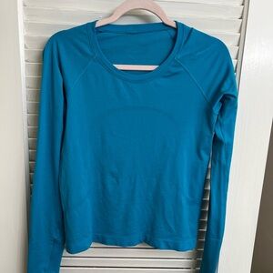 Lululemon Swiftly Relaxed Long-Sleeve Shirt-blue, size 6